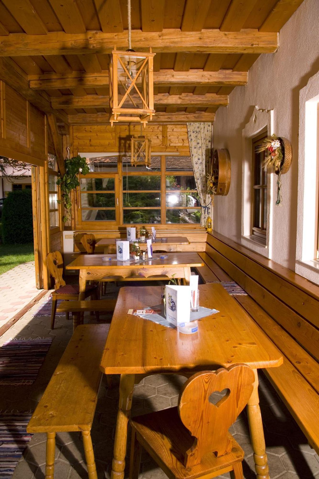 Fruehstueckspension Kleinschuster Burgau Esterno foto
